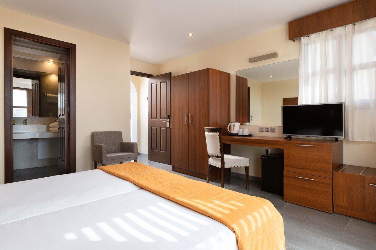 Costa Lindia Beach ลาร์ดอส ภายนอก รูปภาพ